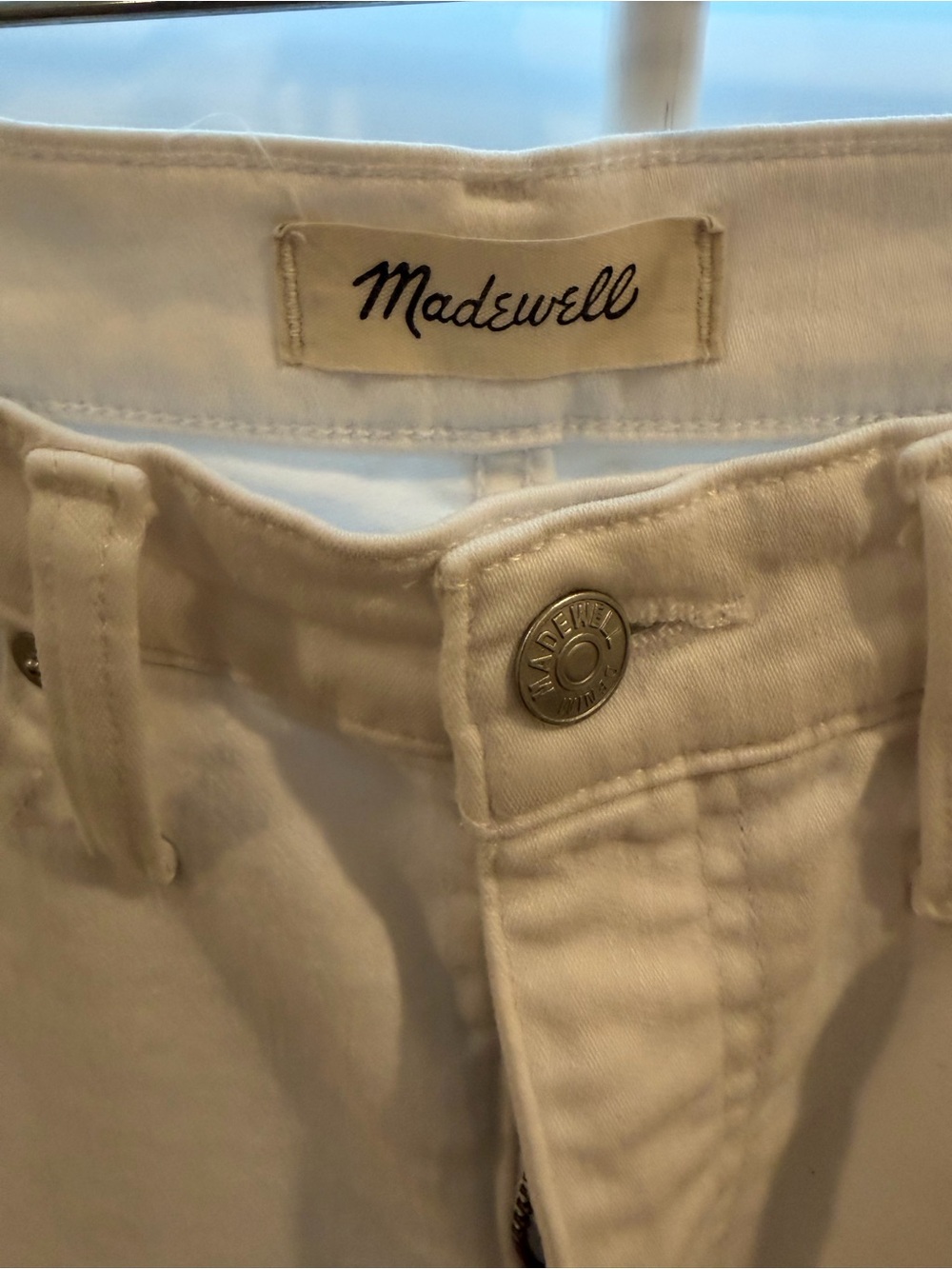 Madewell 10 High Rise Skinny Jeans White Distressed Knee Raw Hem